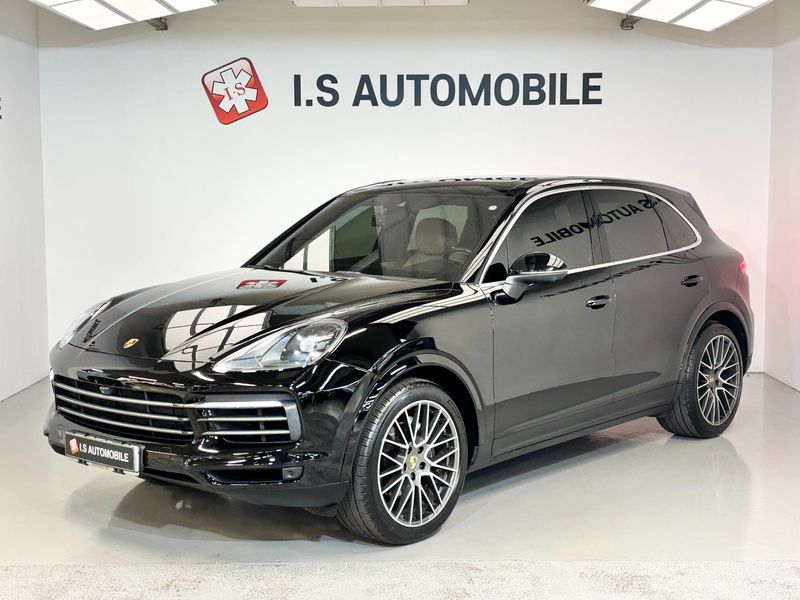 2021 Porsche Cayenne 3.0 photo 1