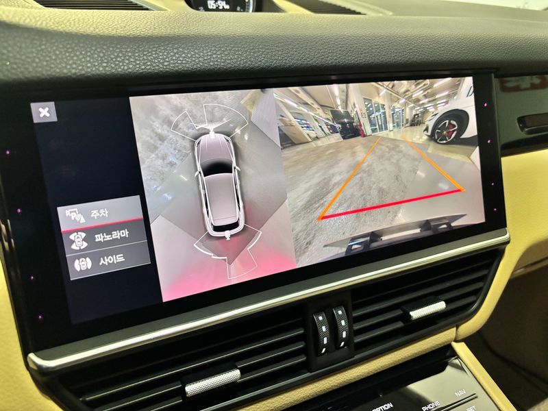 2021 Porsche Cayenne 3.0 photo 12