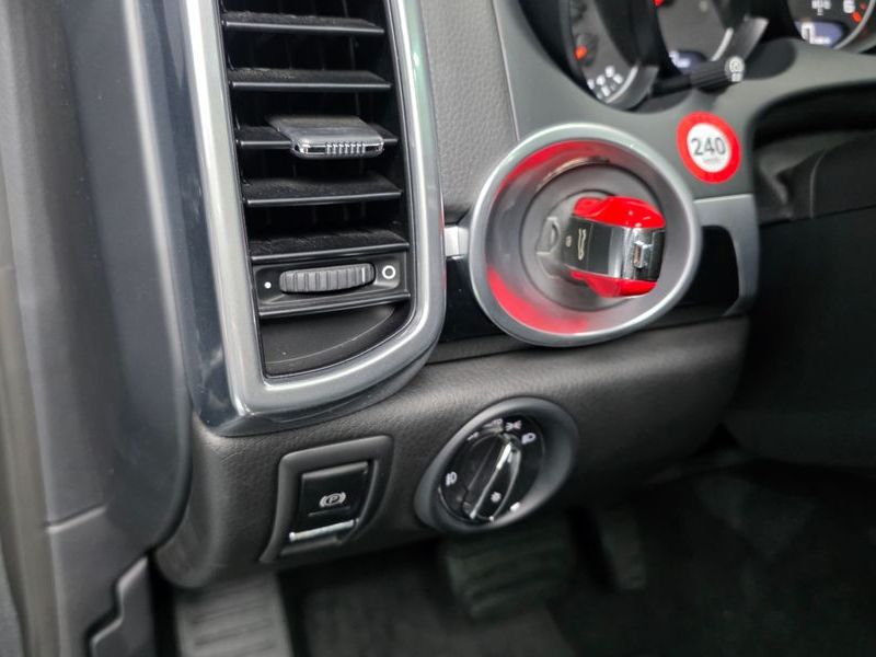 2015 Porsche Cayenne 3.0 Diesel 958 photo 18