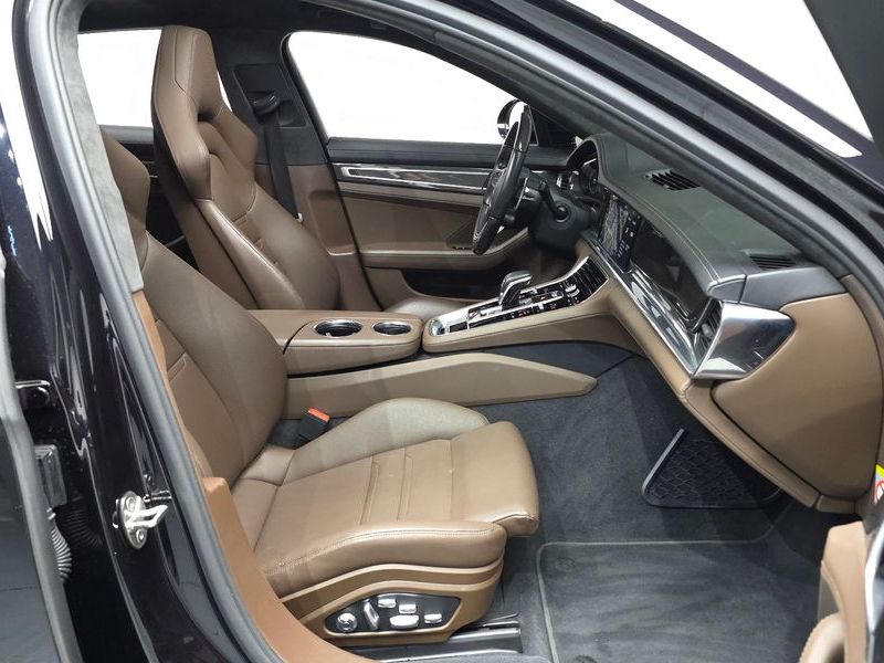 2020 Porsche Panamera 4.0 GTS photo 10