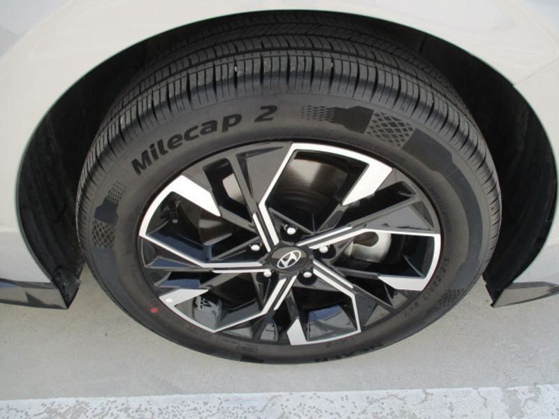 2026 Hyundai Sonata 2.0 LPG(Taxi) Mobility photo 12