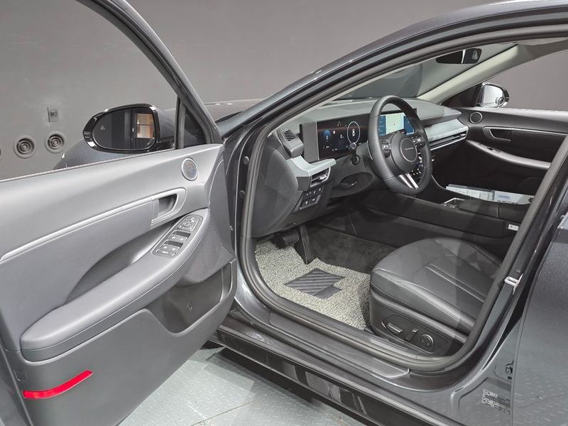 2026 Hyundai Sonata 1.6 Turbo S photo 10