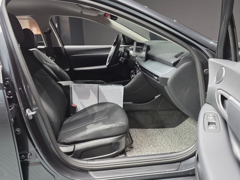 2026 Hyundai Sonata 1.6 Turbo S photo 11