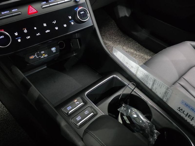 2026 Hyundai Sonata 1.6 Turbo S photo 17