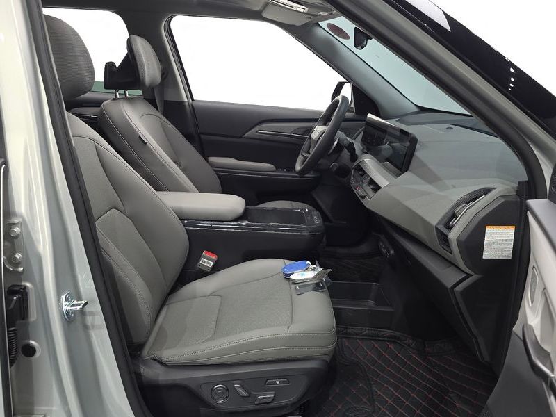 2026 Kia EV5 Long Range 2WD Earth photo 10