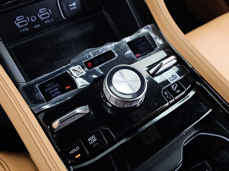 2023 Jeep Grand Cherokee 4xe Summit Reserve photo 9