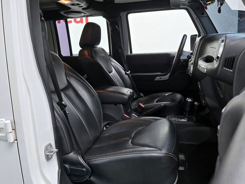 2016 Jeep Wrangler 3.6 Sahara 4Door photo 10