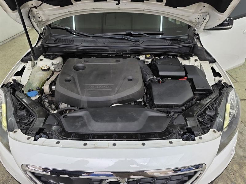 2015 Volvo V40 크로스컨트리 D4 photo 8
