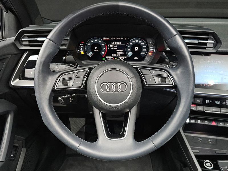 2023 Audi A3 40 TFSI Premium photo 13