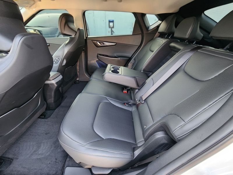 2026 Kia The New EV6 Long Range 2WD Earth photo 10