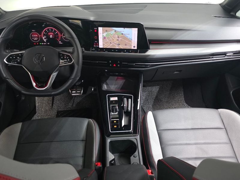 2023 Volkswagen Golf 2.0 GTI photo 7