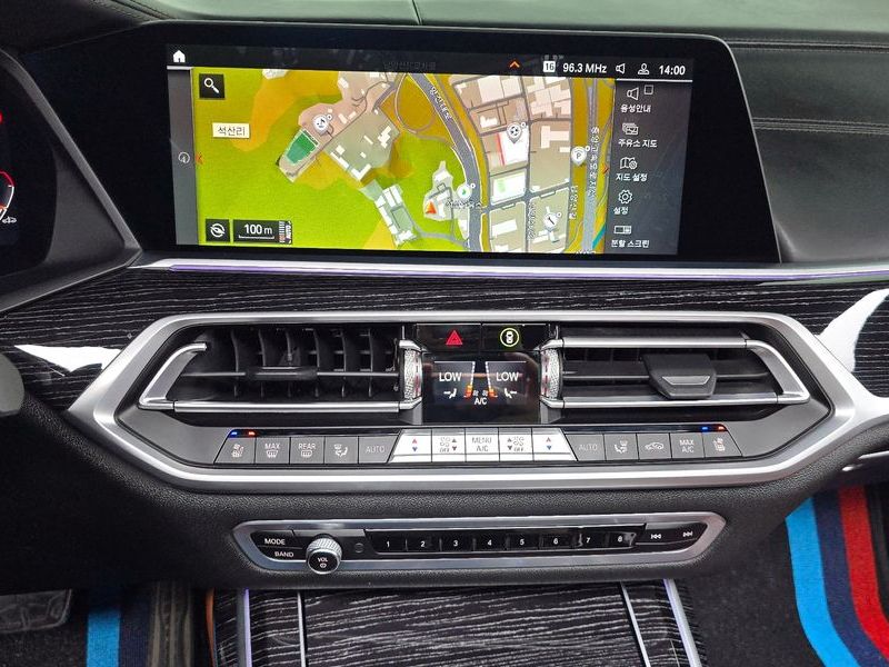 2021 BMW X7 xDrive 40i M Sport 6STR photo 16