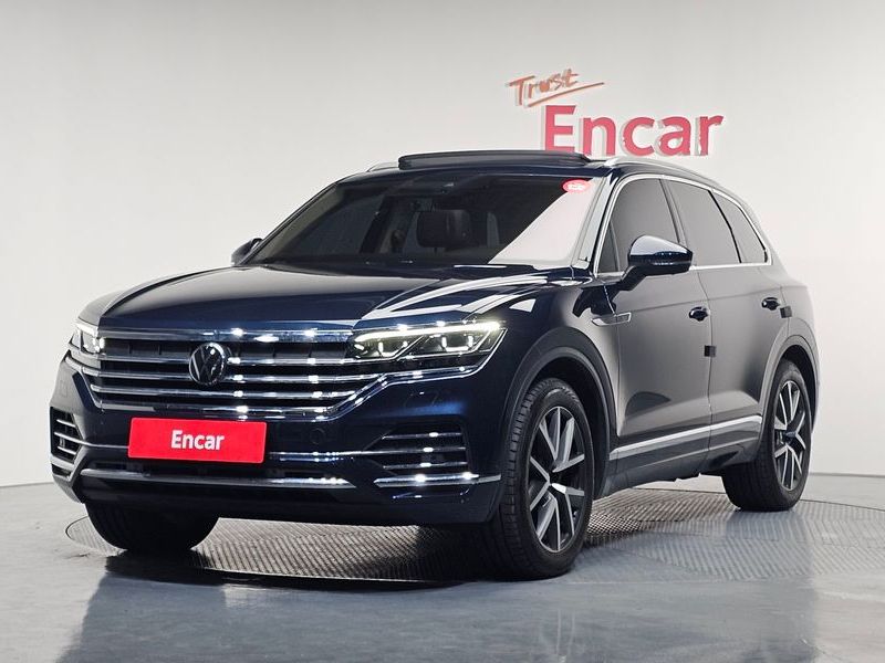2023 Volkswagen Touareg 3.0 TDI Prestige photo 1