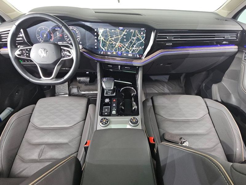 2023 Volkswagen Touareg 3.0 TDI Prestige photo 7