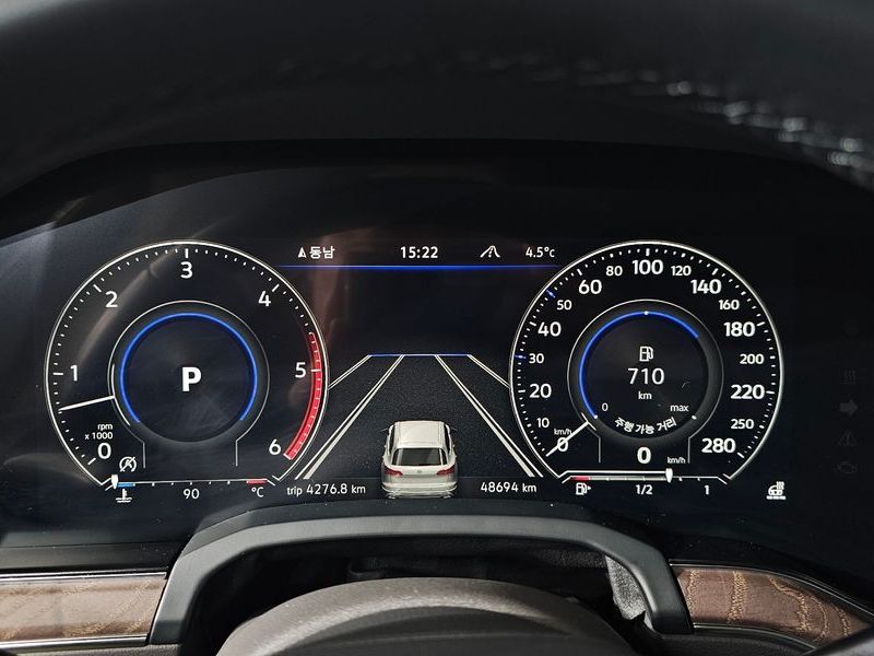 2023 Volkswagen Touareg 3.0 TDI Prestige photo 8