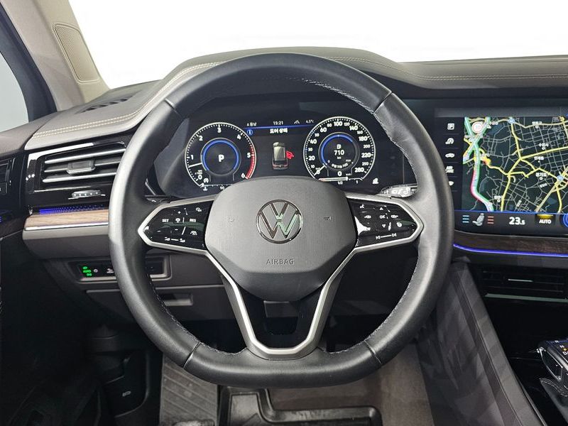 2023 Volkswagen Touareg 3.0 TDI Prestige photo 13
