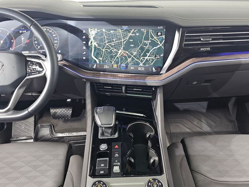 2023 Volkswagen Touareg 3.0 TDI Prestige photo 14