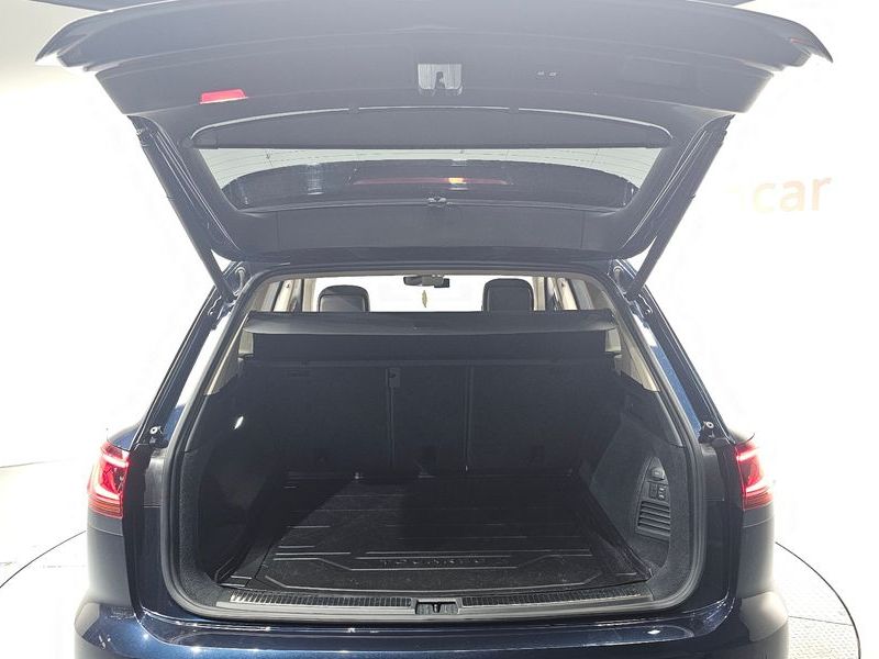 2023 Volkswagen Touareg 3.0 TDI Prestige photo 20
