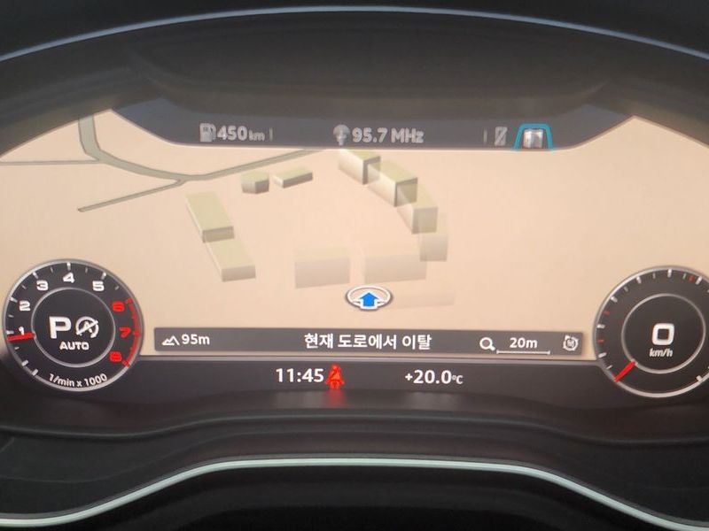 2019 Audi A4 40 TFSI Premium photo 8