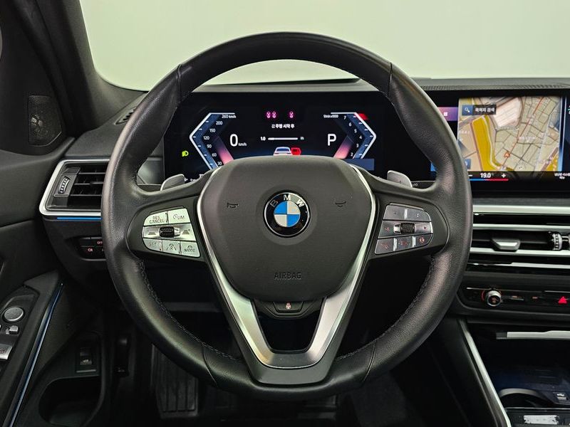 2024 BMW 3 Series 320i Touring photo 13