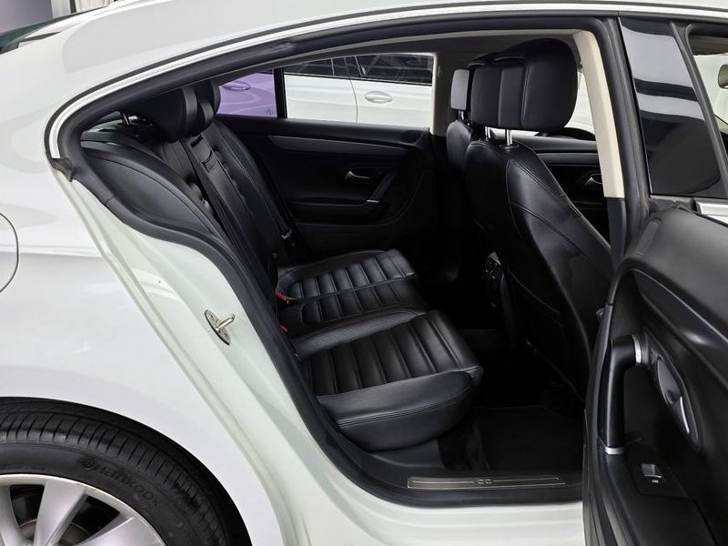 2015 Volkswagen New CC 2.0 TSI photo 12