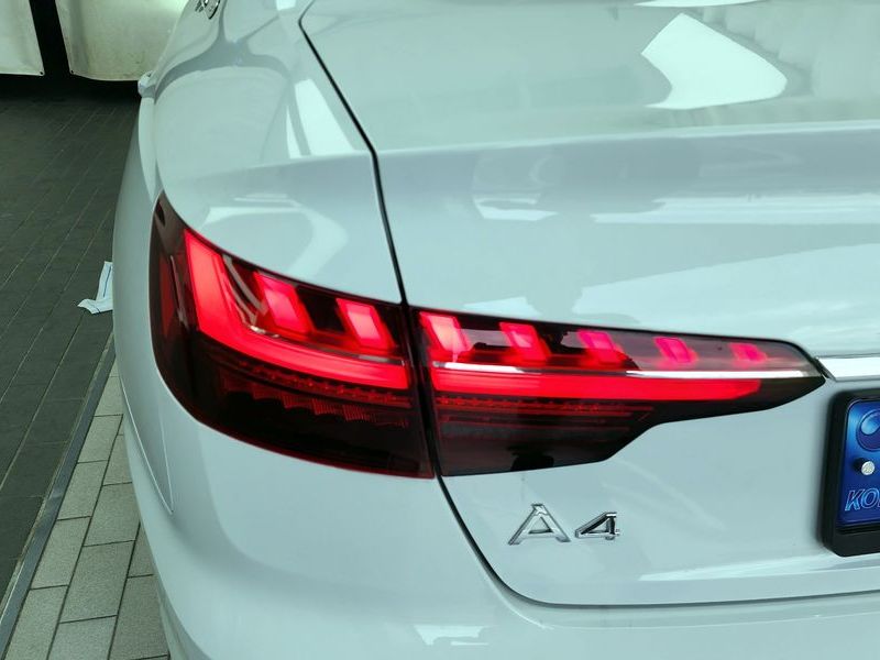 2023 Audi A4 40 TFSI Premium photo 23