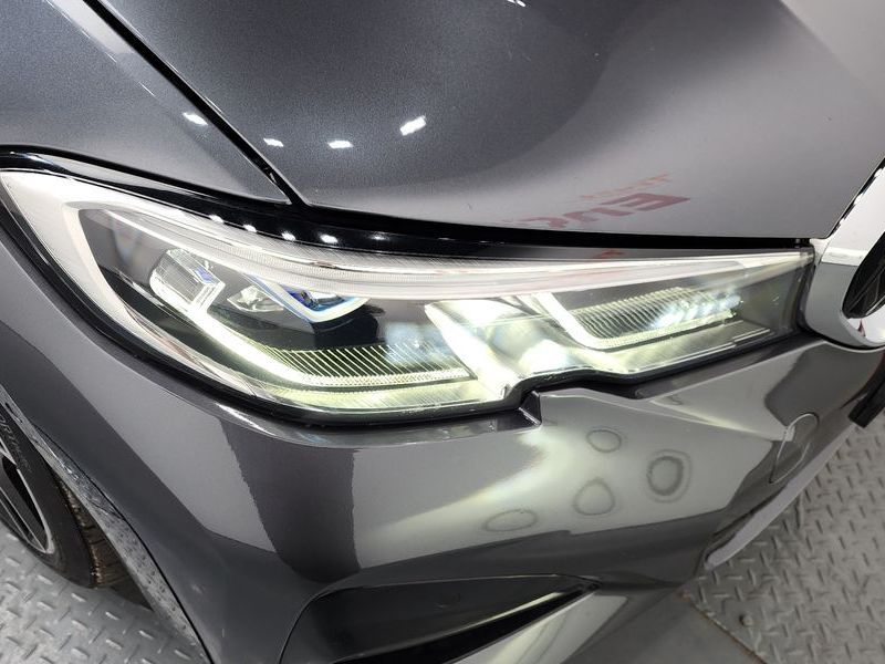 2022 BMW 3 Series 320d Touring M Sport photo 22