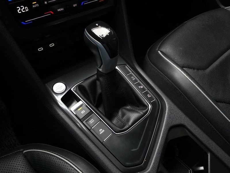 2023 Volkswagen Tiguan 2.0 TSI Prestige photo 9