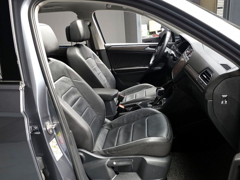 2023 Volkswagen Tiguan 2.0 TSI Prestige photo 11