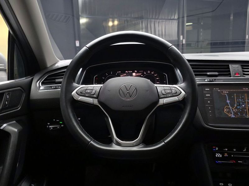2023 Volkswagen Tiguan 2.0 TSI Prestige photo 13