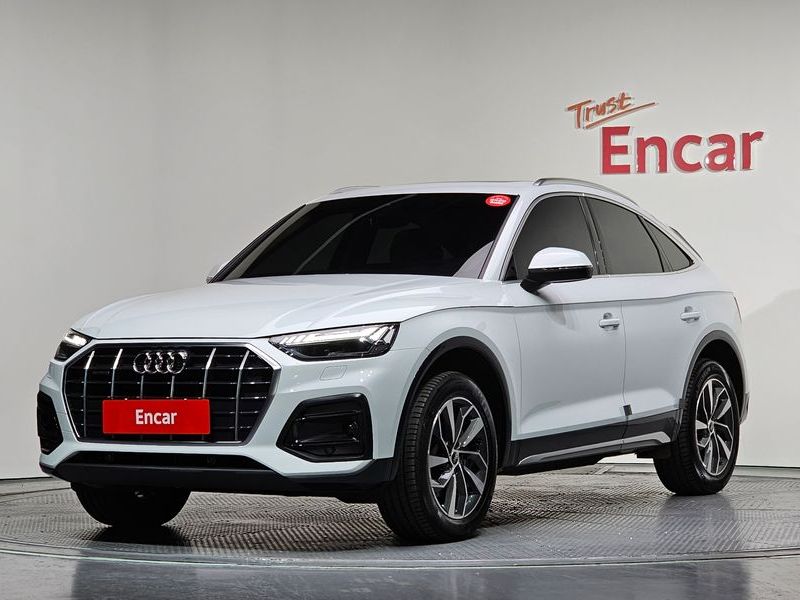 2023 Audi Q5 40 TDI Quattro Sportback photo 1