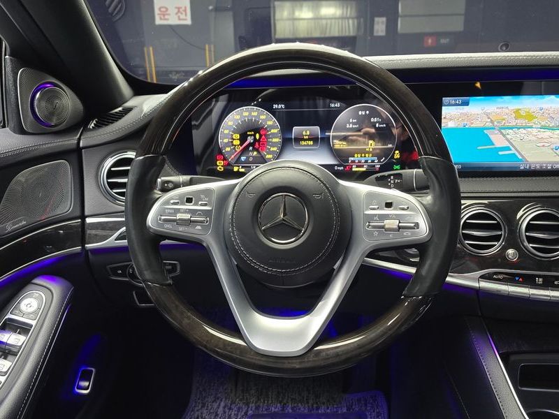 2019 Mercedes-Benz S-Class S350L photo 13