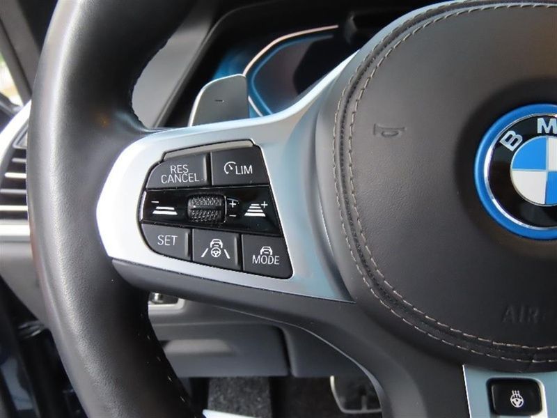 2022 BMW X5 xDrive 45e M Sport photo 16