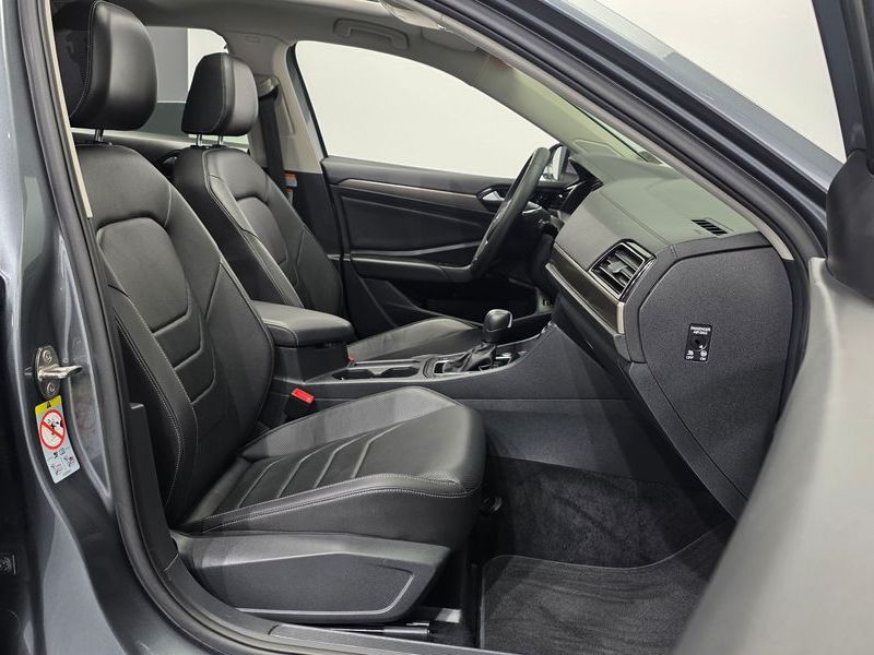 2020 Volkswagen Jetta 1.4 TSI Prestige photo 11