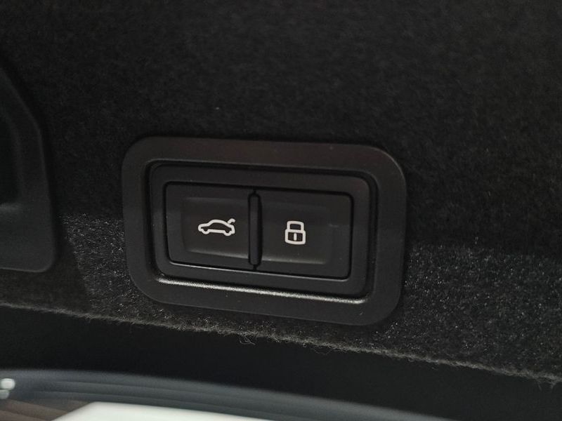 2023 Audi A6 45 TFSI Quattro Premium photo 19