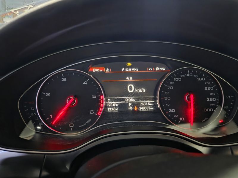 2015 Audi A6 45 TDI Quattro C7 photo 12