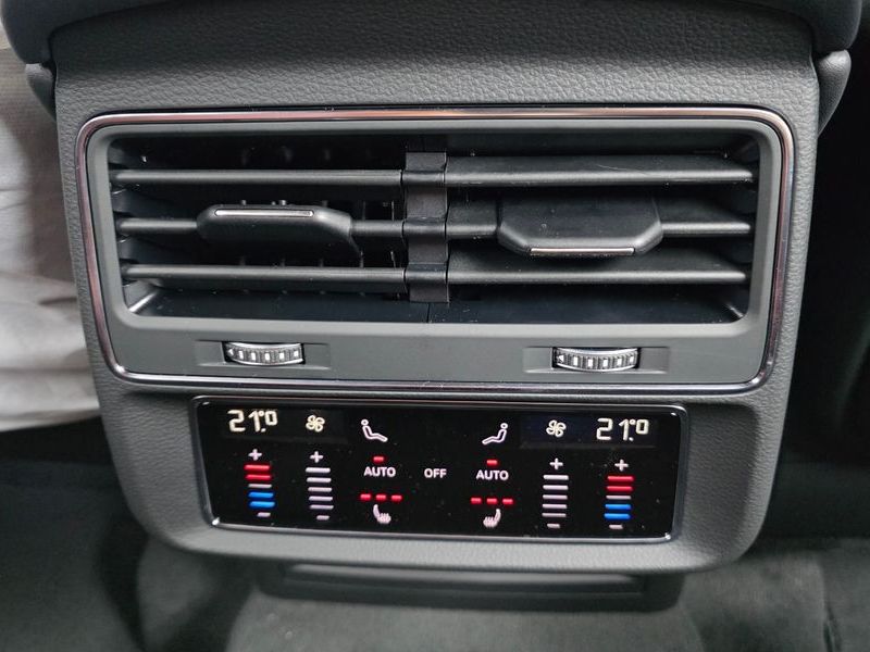 2026 Audi Q7 4.0 TFSI Quattro photo 30