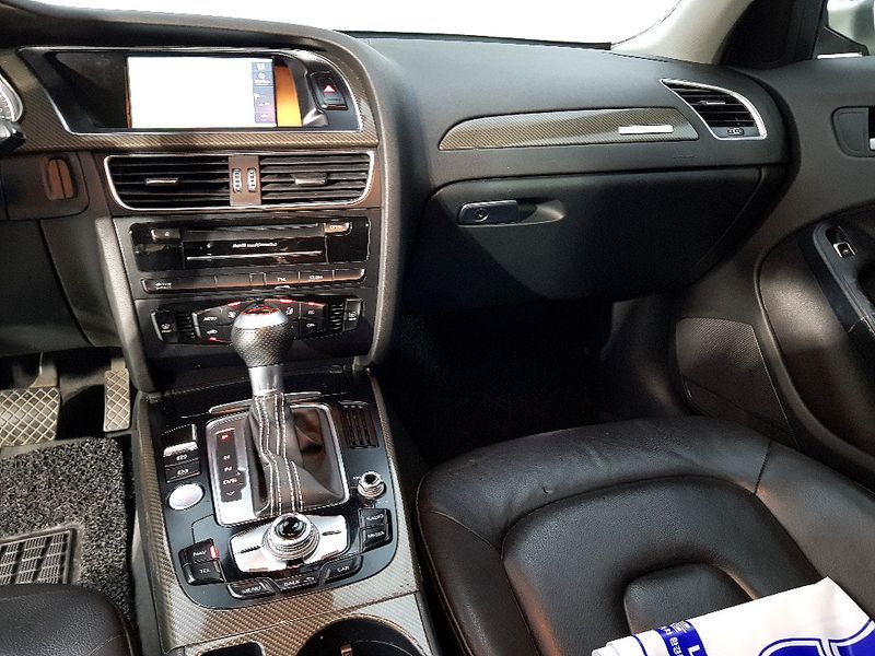 2014 Audi A4 2.0 TFSI Quattro Dynamic B8 photo 10