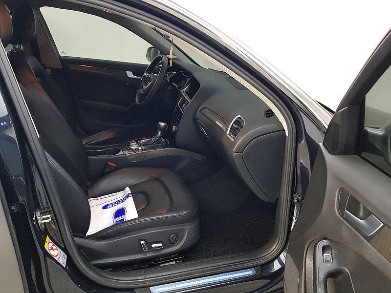 2014 Audi A4 2.0 TFSI Quattro Dynamic B8 photo 14