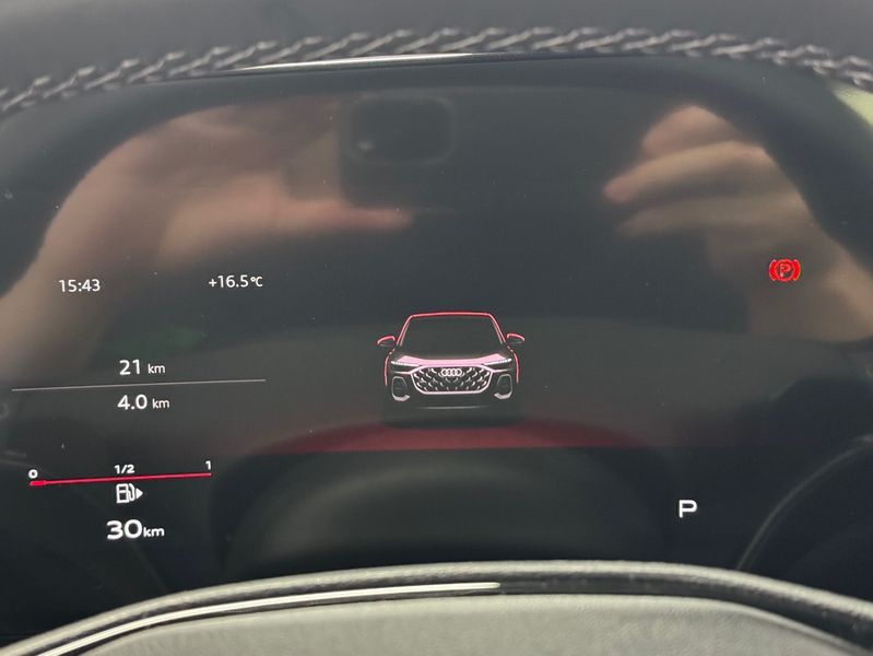 2025 Audi Q5 45 TFSI Quattro S Line Black Edition Sport Back photo 11