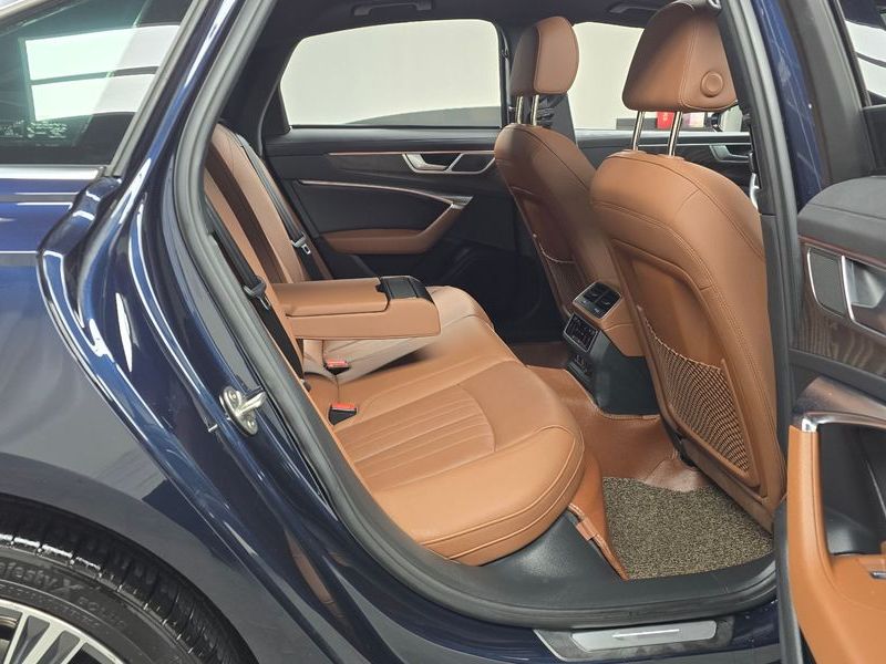 2023 Audi A6 40 TDI Quattro Premium photo 12