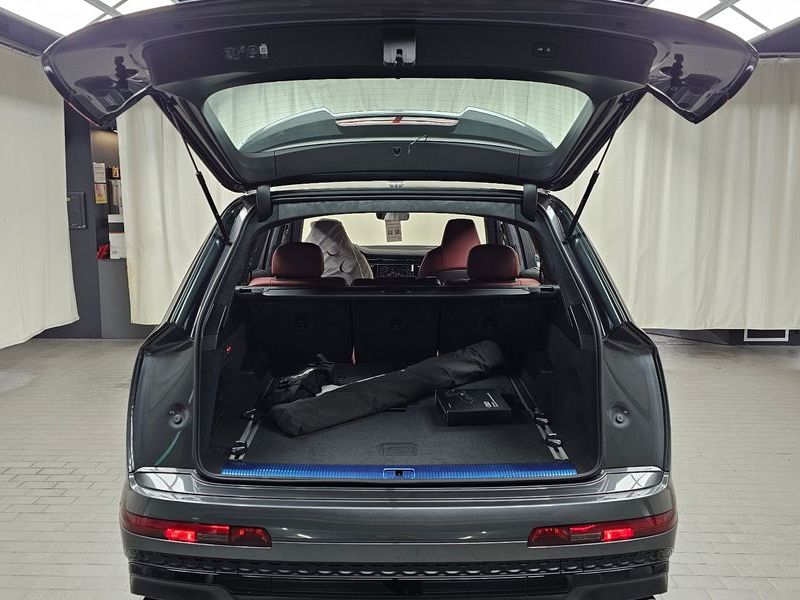2026 Audi Q7 4.0 TFSI Quattro photo 16
