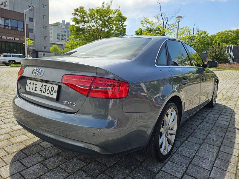 2015 Audi A4 30 TDI Dynamic B8 photo 8