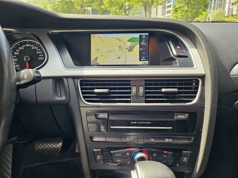 2015 Audi A4 30 TDI Dynamic B8 photo 17