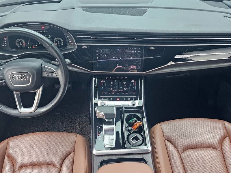 2021 Audi Q7 45 TDI Quattro Premium photo 7