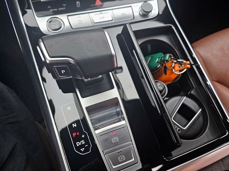 2021 Audi Q7 45 TDI Quattro Premium photo 9