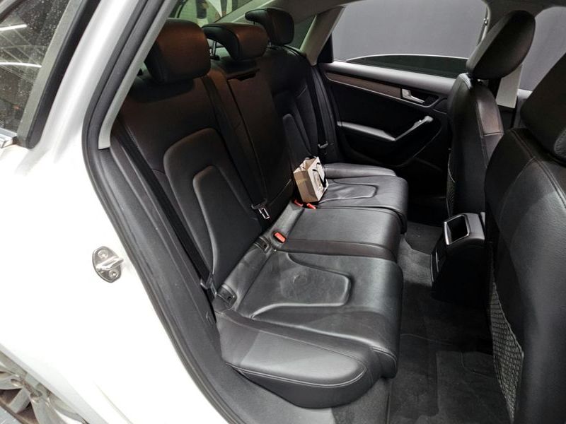 2015 Audi A4 30 TDI Dynamic B8 photo 16