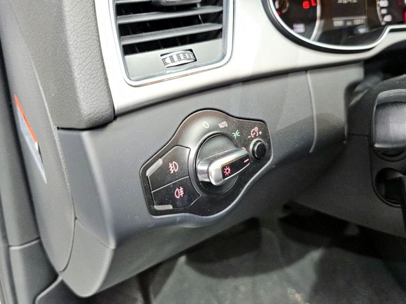 2015 Audi A4 30 TDI Dynamic B8 photo 19
