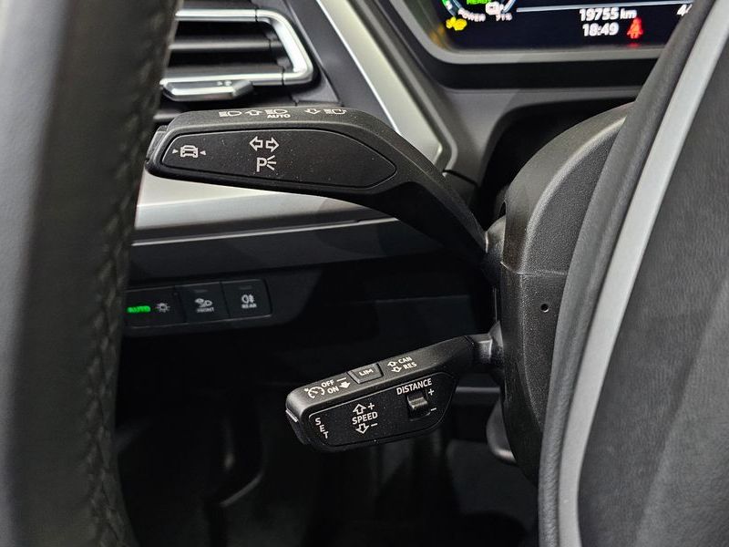 2025 Audi e-tron 45 photo 28