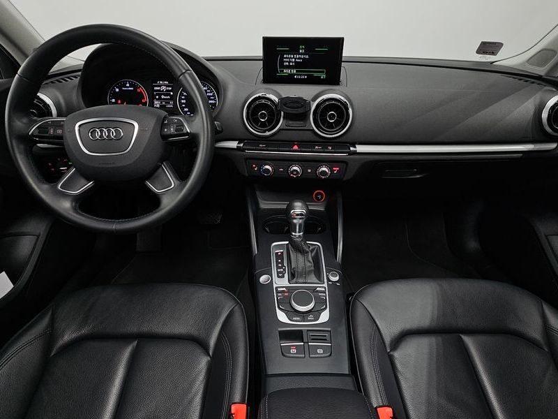 2015 Audi A3 25 TDI Dynamic 8V photo 7